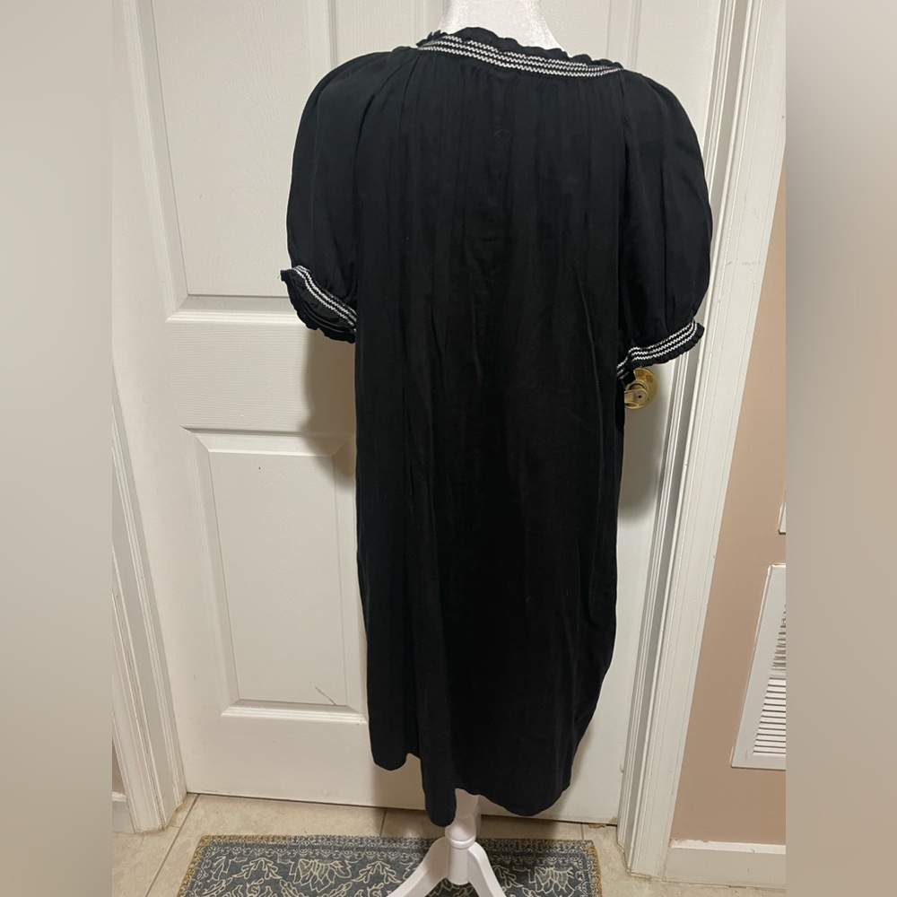 Old Navy: 2 layered Dress New without tags - Picture 5 of 7